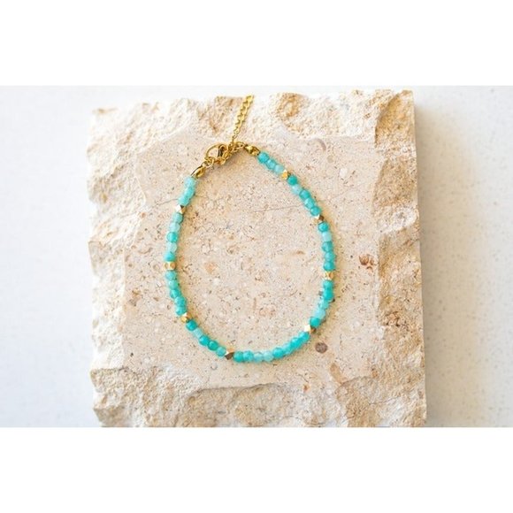 Bracelet BEAUTIFUL Vibrant color gemstone beaded bracelet Amazonite gift for her - Picture 6 of 12